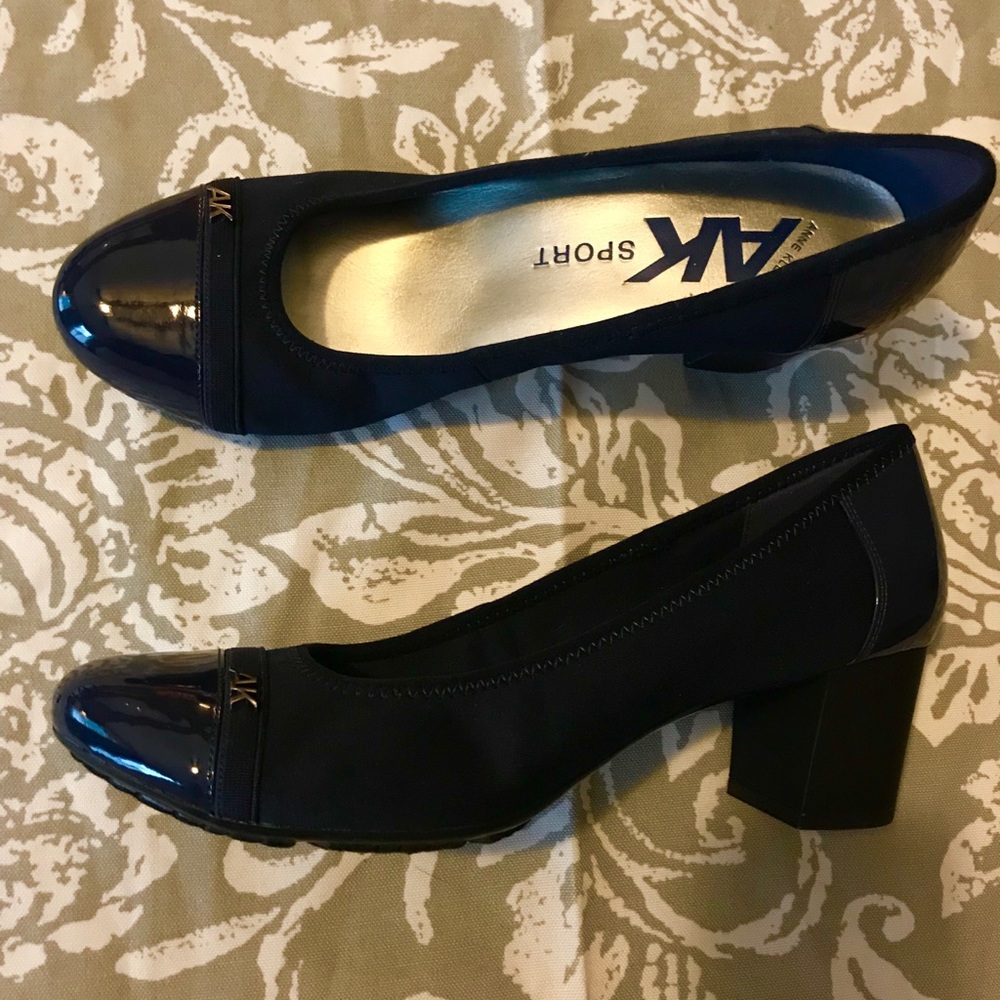 Brand New Never Worn Navy Blue Anne Klein Heels